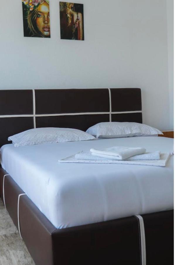 Franovic Apartments تيفات المظهر الخارجي الصورة